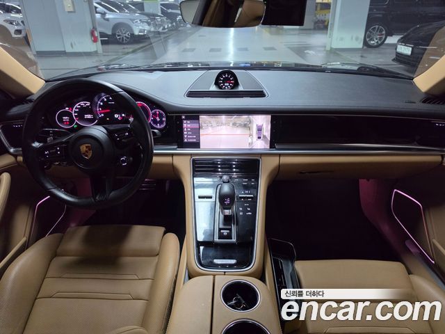 Porsche Panamera 2021 — photo 11