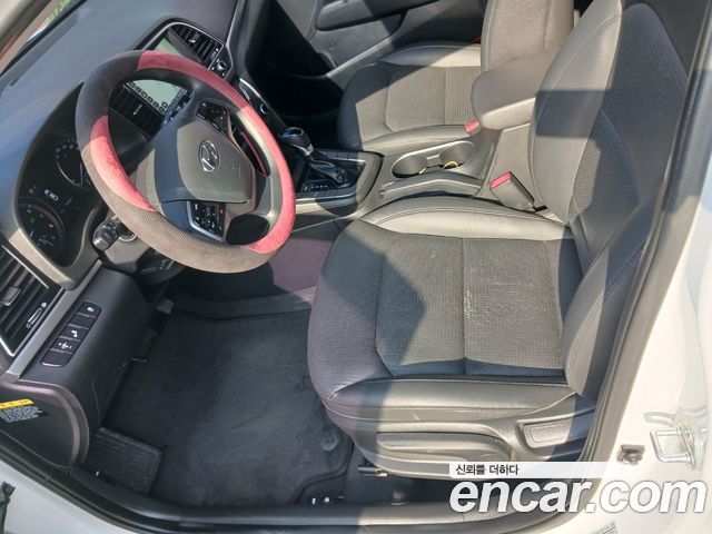 Hyundai AVANTE 2018 — photo 5