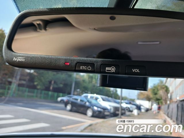 Hyundai AVANTE 2018 — photo 9
