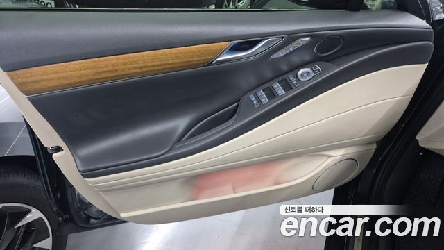 Genesis G80 2023 — photo 7
