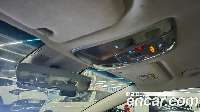 Genesis G80 2023 — photo 15