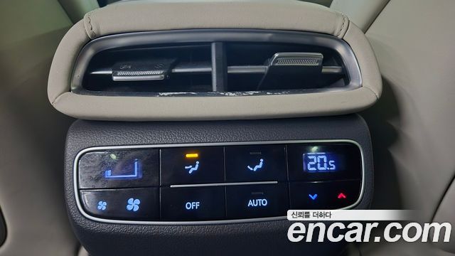 Genesis G80 2023 — photo 17