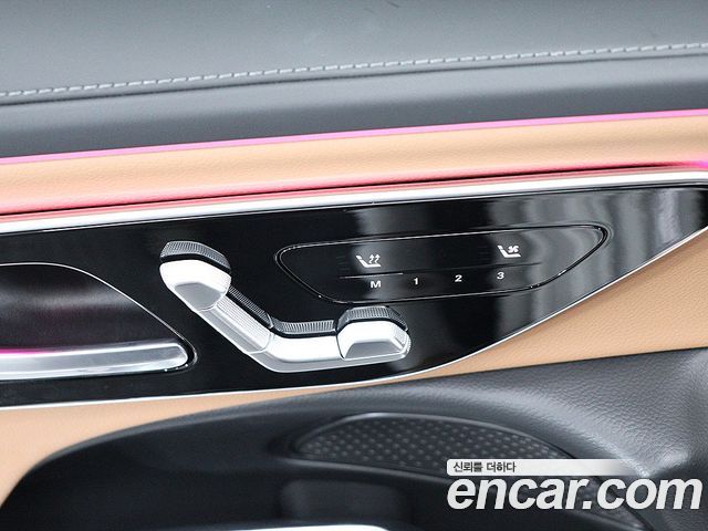 Mercedes-Benz E-Class 2025 — photo 20