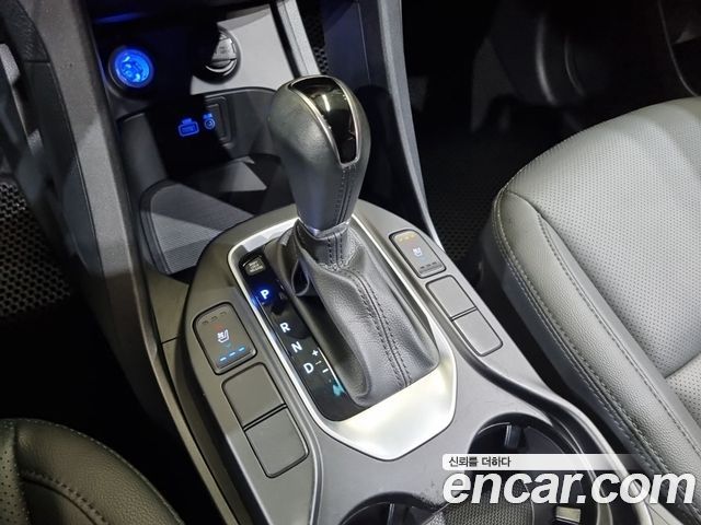 Hyundai Santafe 2016 — photo 14