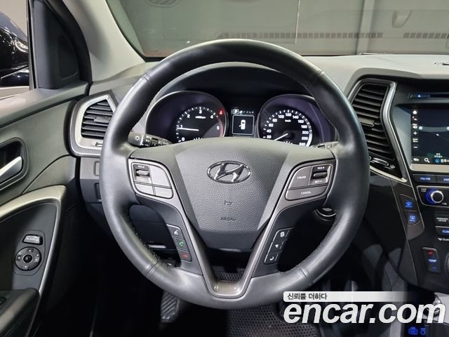 Hyundai Santafe 2016 — photo 15