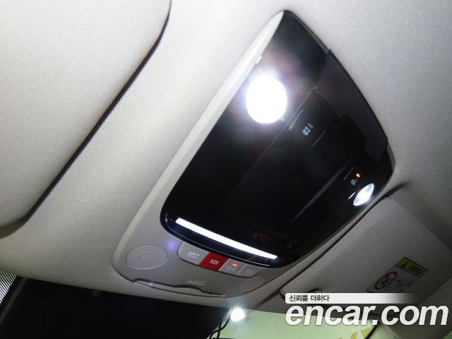 Kia K5 2023 — photo 10