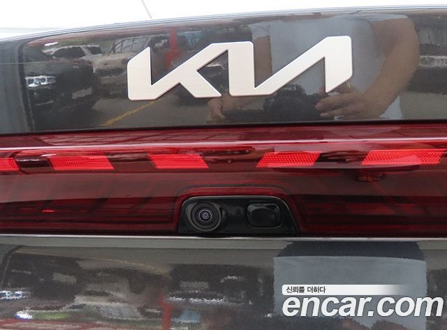 Kia K5 2023 — photo 18