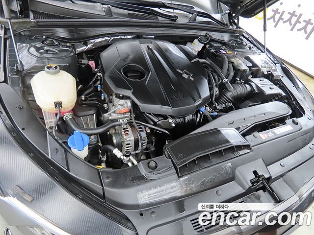 Kia K5 2023 — photo 19