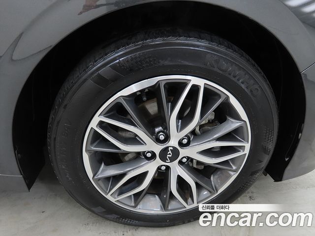 Kia K5 2023 — photo 20