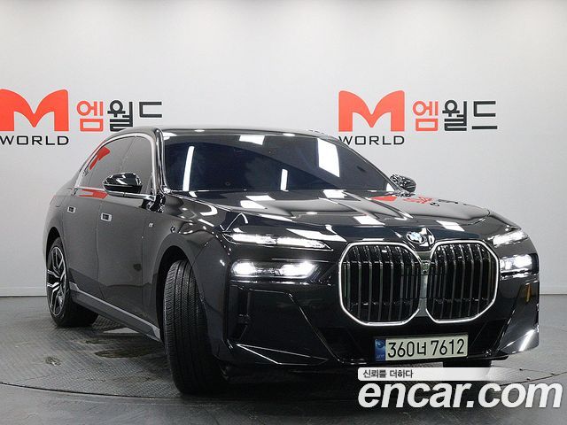 BMW 7-Series 2024 — photo 3