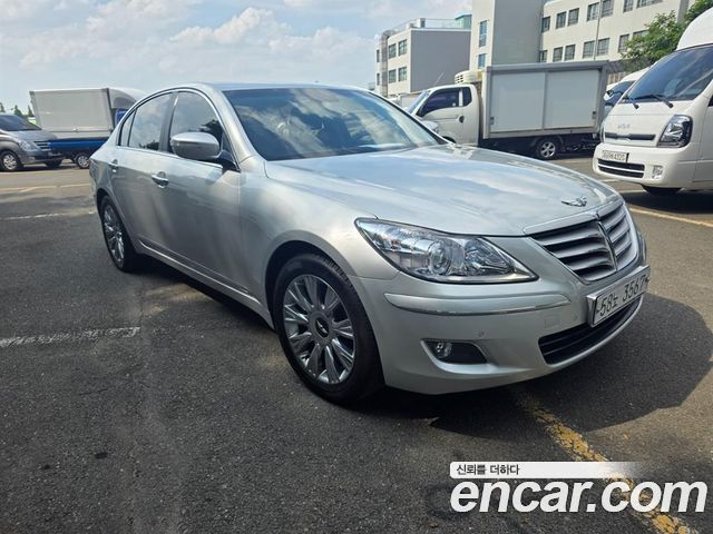 Hyundai Genesis 2010 — photo 2