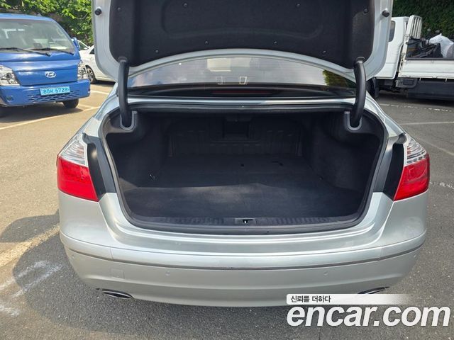 Hyundai Genesis 2010 — photo 18