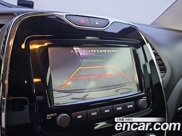 Renault Korea QM3 2015 — photo 15