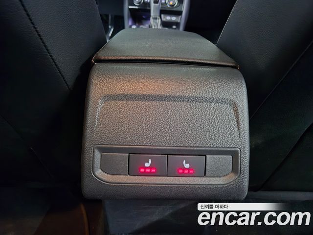 Volkswagen Jetta 2023 — photo 18