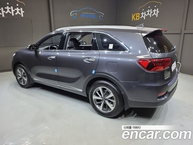 Kia Sorento 2019 — photo 2