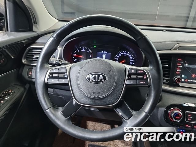 Kia Sorento 2019 — photo 10