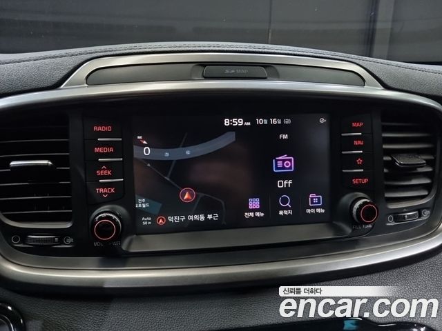 Kia Sorento 2019 — photo 11