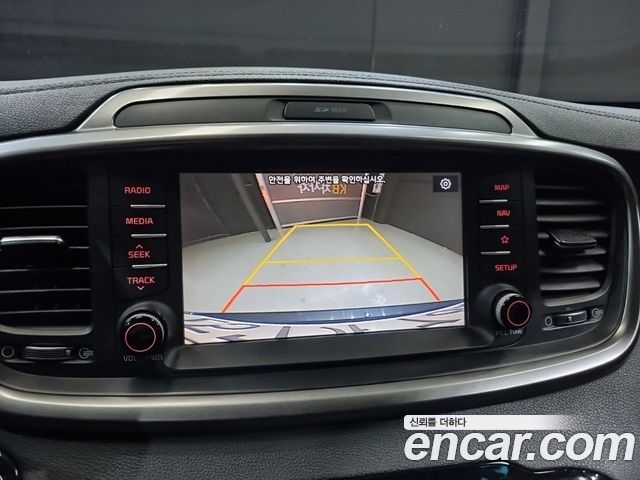Kia Sorento 2019 — photo 12