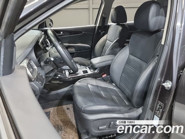 Kia Sorento 2019 — photo 17