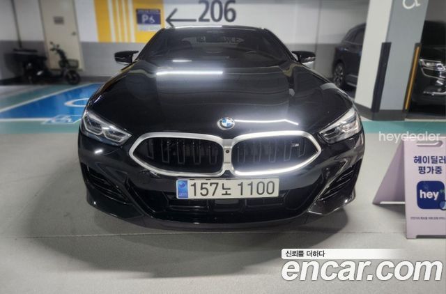 BMW 8-Series 2023 — photo 1