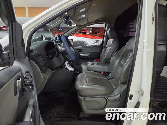Hyundai Starex 2015 — photo 6