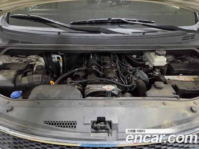 Hyundai Starex 2015 — photo 18
