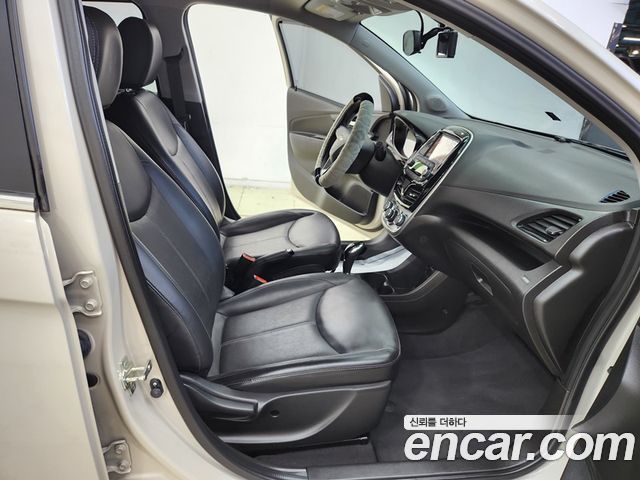 Chevrolet Korea Spark 2017 — photo 15