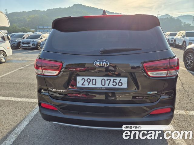 Kia Sorento 2016 — photo 4