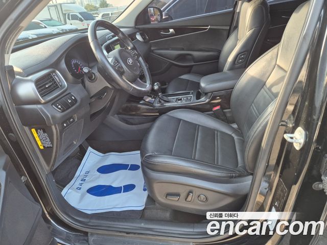 Kia Sorento 2016 — photo 10