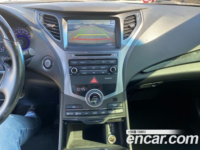 Hyundai Grandeur 2015 — photo 10