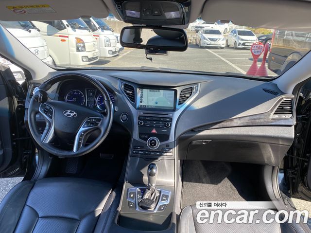 Hyundai Grandeur 2015 — photo 18