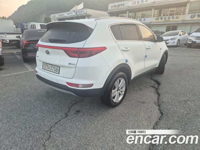 Kia Sportage 2018 — photo 2