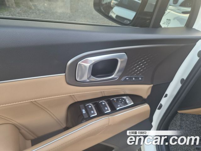 Kia Sorento 2024 — photo 9