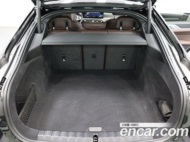BMW i4 2024 — photo 15