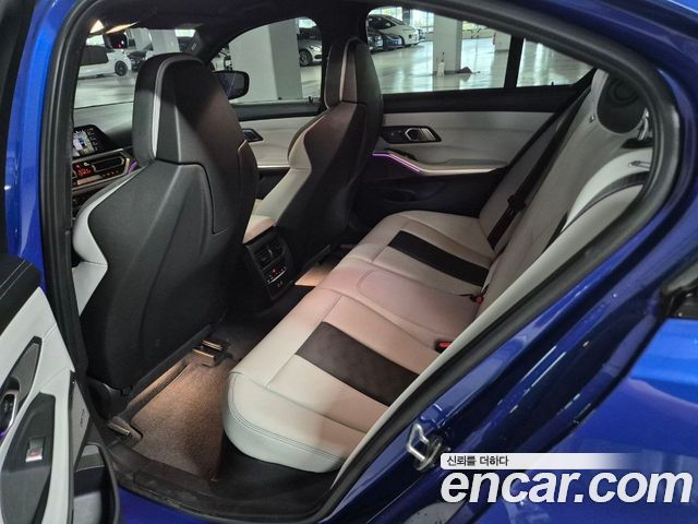 BMW M3 2022 — photo 15
