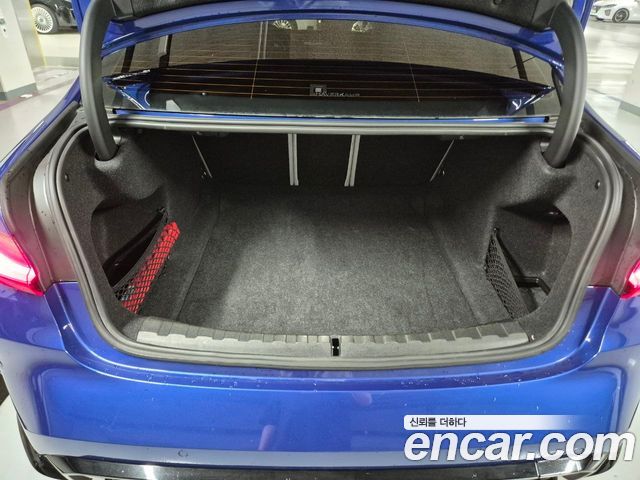 BMW M3 2022 — photo 17