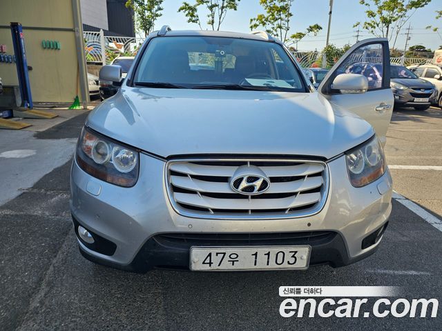 Hyundai Santafe 2010 — photo 1