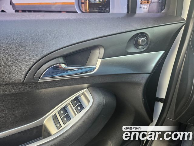 Chevrolet Korea Orlando 2013 — photo 18