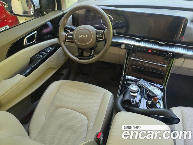 Kia Canival 2022 — photo 10