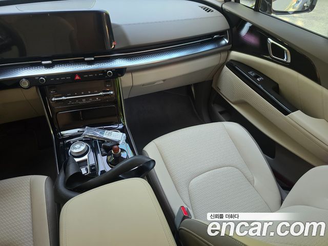 Kia Canival 2022 — photo 11