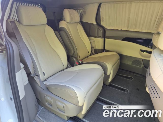 Kia Canival 2022 — photo 12