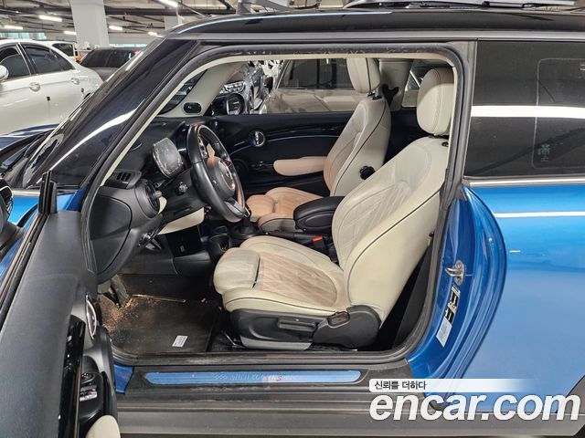 Mini Cooper 2023 — photo 12