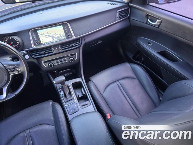 Kia K5 2018 — photo 11