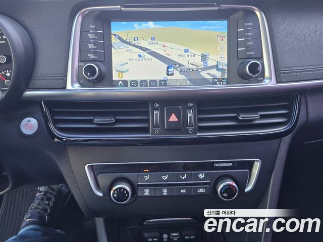 Kia K5 2018 — photo 14