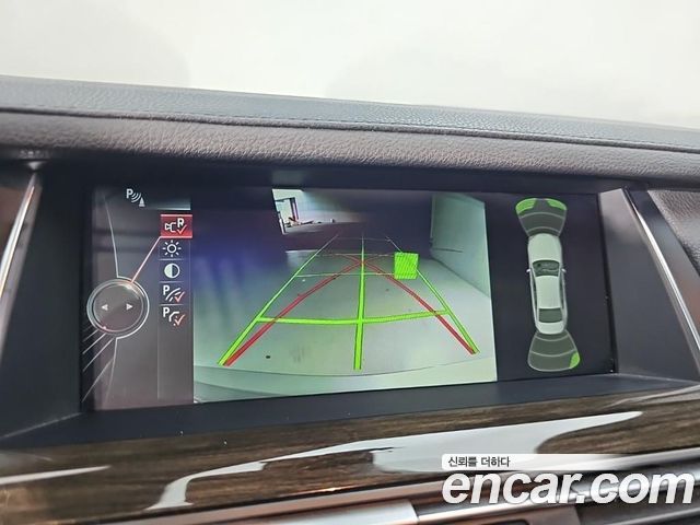 BMW 7-Series 2014 — photo 15