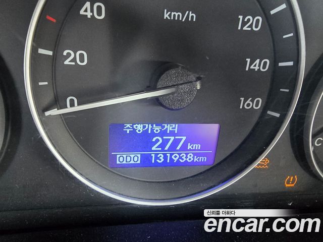 Hyundai Starex 2017 — photo 12