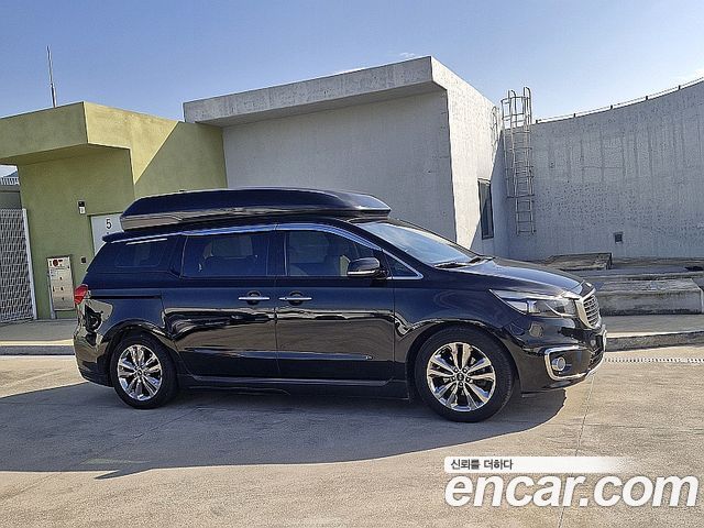 Kia Canival 2015 — photo 3