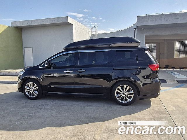 Kia Canival 2015 — photo 5