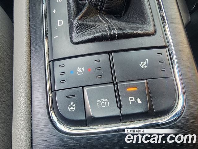 Kia Canival 2016 — photo 11
