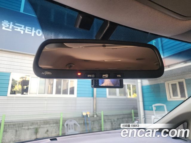 Kia Canival 2016 — photo 15